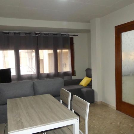 Apartament Encantador Al Centre De Vic Aptgarbi Екстер'єр фото
