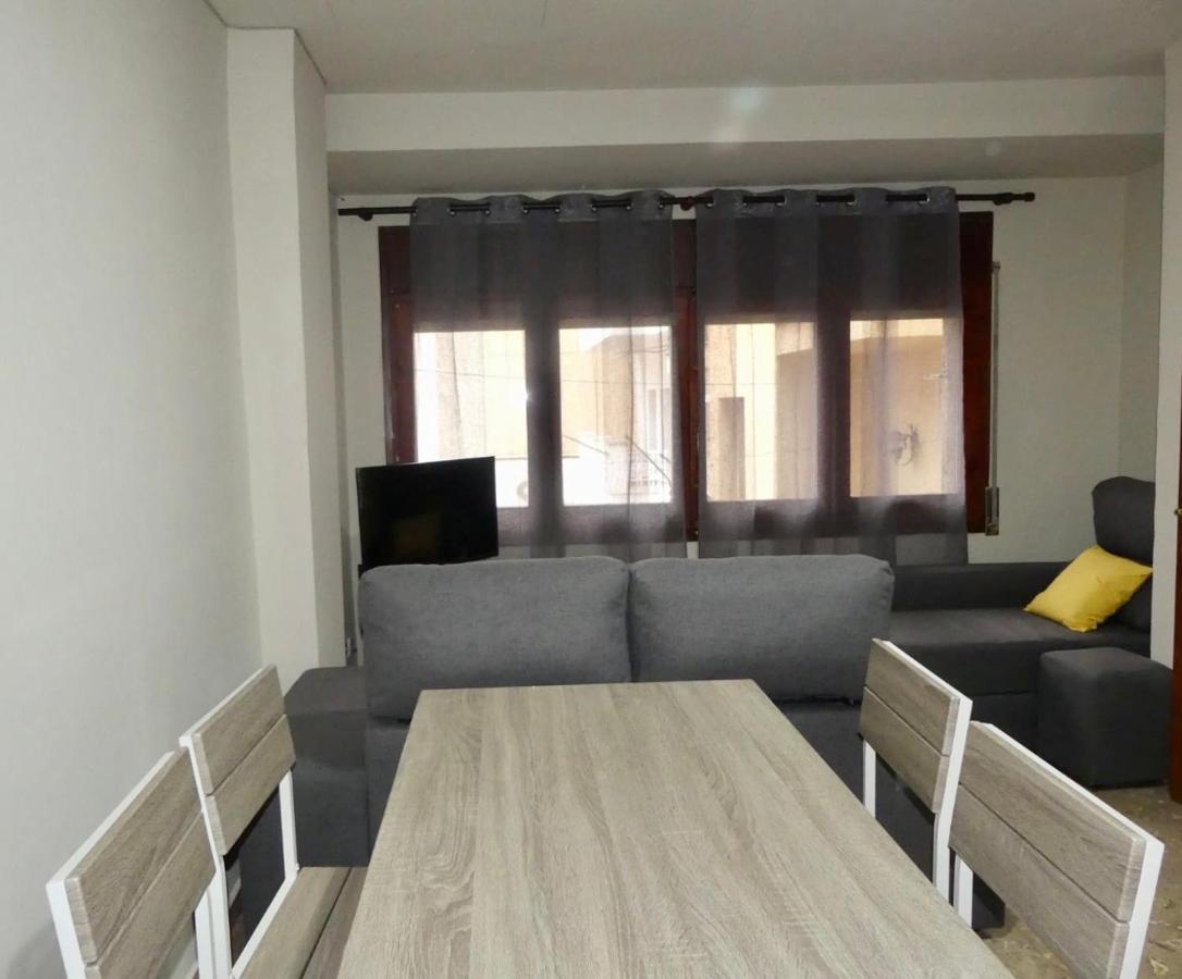 Apartament Encantador Al Centre De Vic Aptgarbi Екстер'єр фото